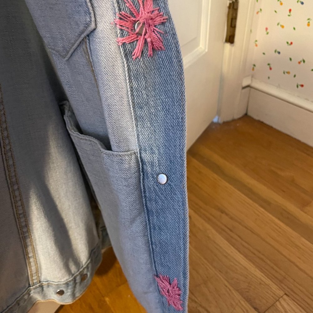 Gap Jean Jacket - image 4